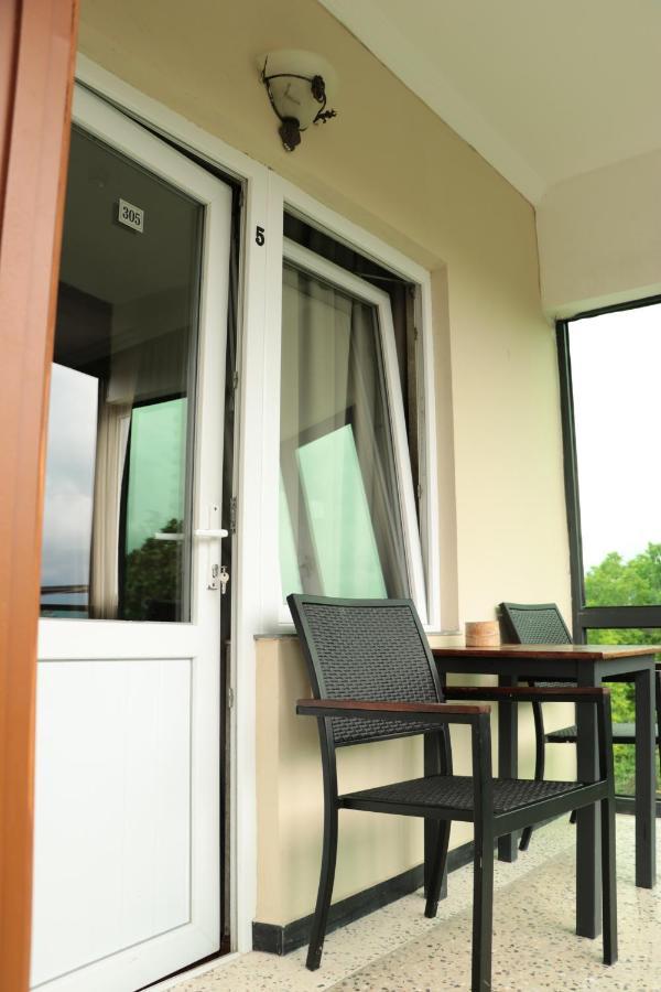 Hotel Smile Kobuleti Exterior photo