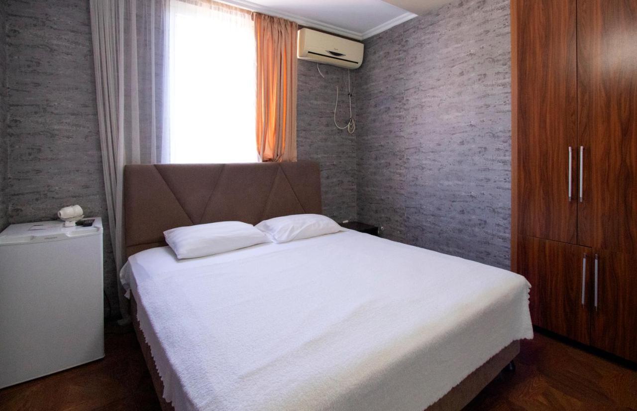 Hotel Smile Kobuleti Exterior photo