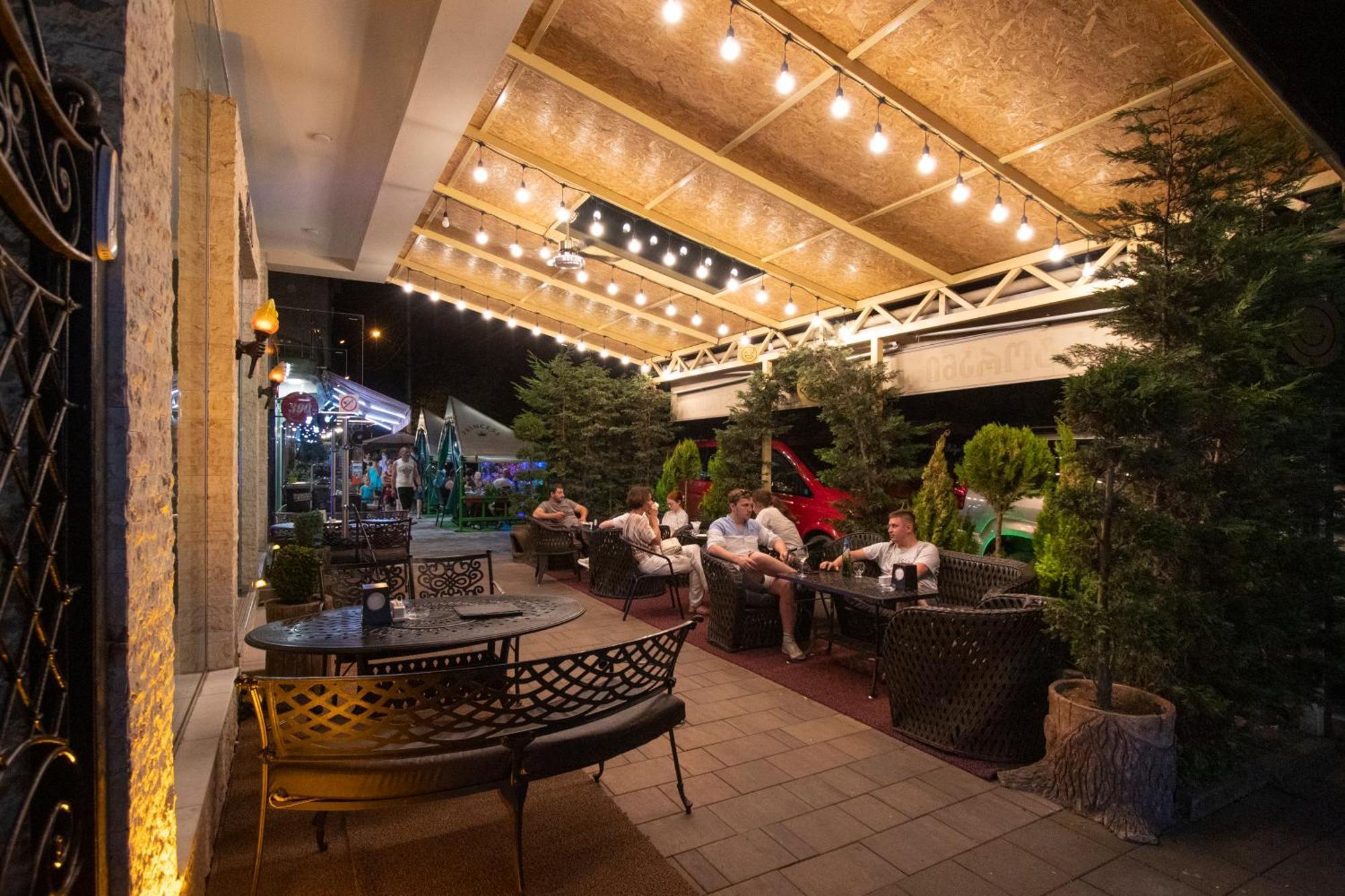 Hotel Smile Kobuleti Exterior photo