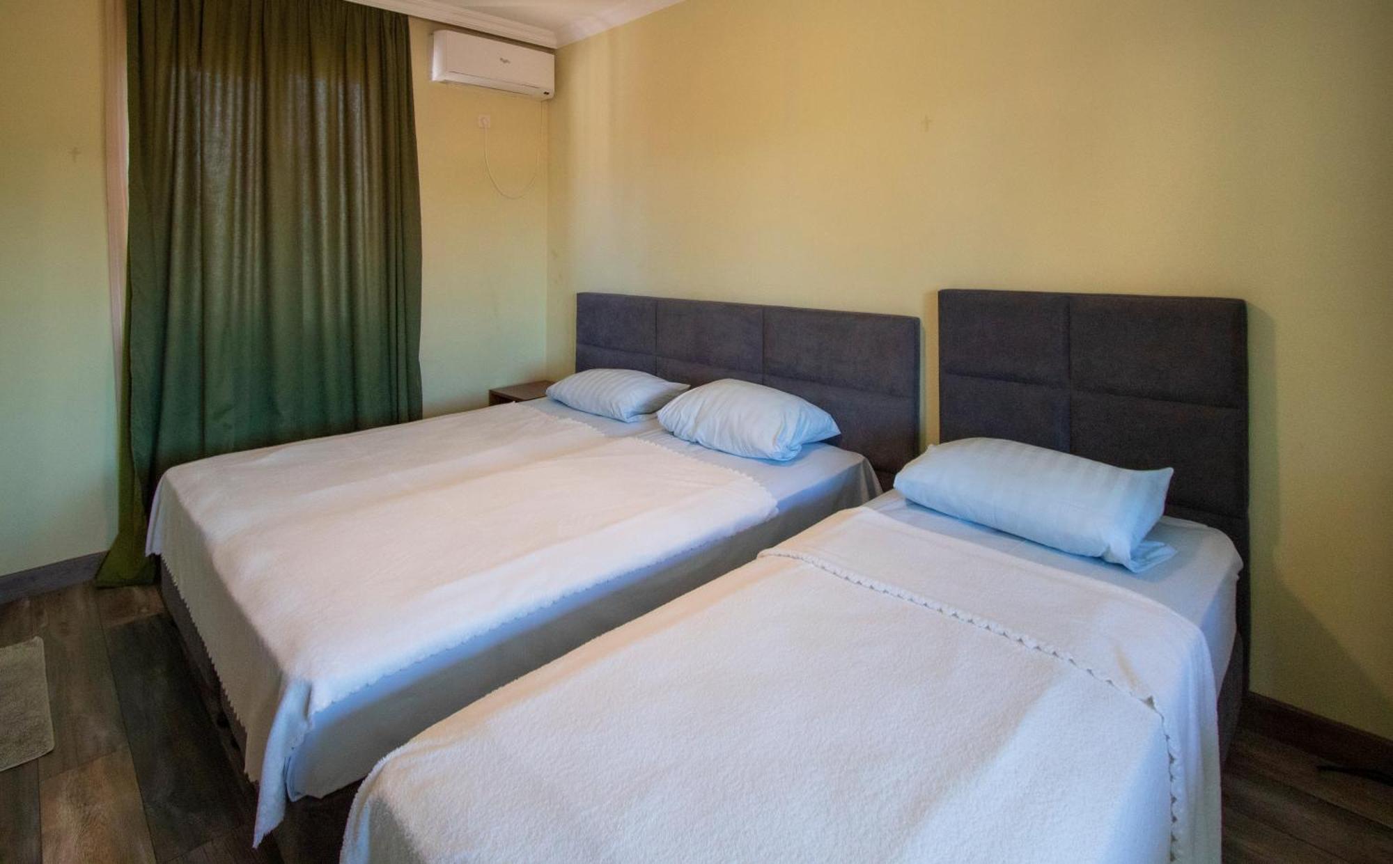 Hotel Smile Kobuleti Exterior photo