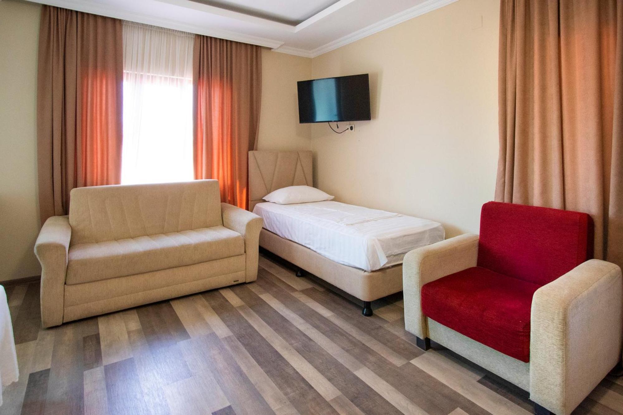 Hotel Smile Kobuleti Exterior photo
