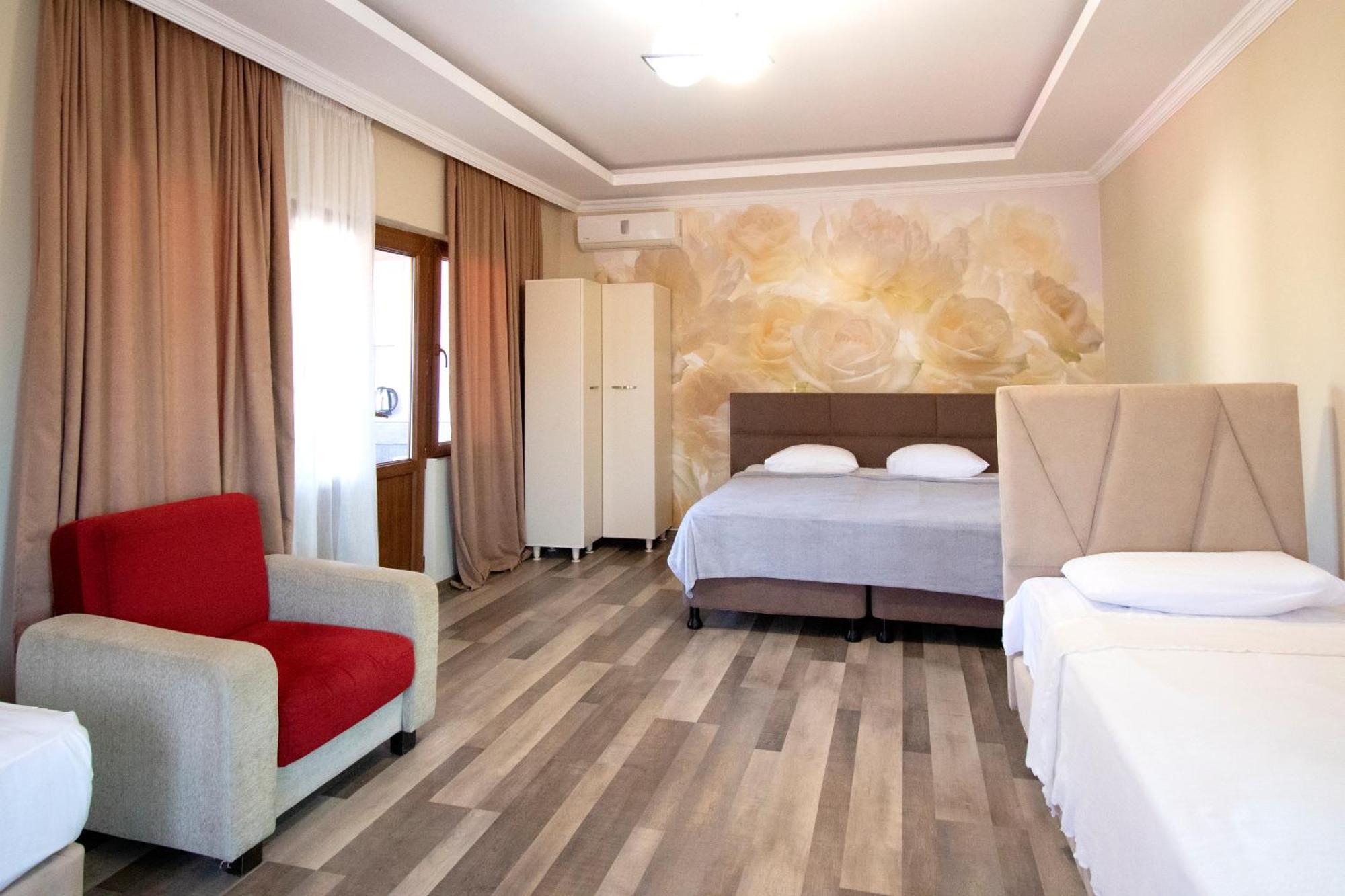 Hotel Smile Kobuleti Exterior photo